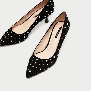 ZARA MEDIUM HEEL COURT SHOES WITH FAUX PEARLS, size 6, NWT